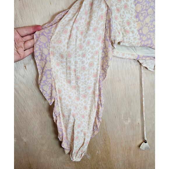 White/Pink/Purple/Peach Olivaceous Long Sleeve Floral Ruffle Crop Top Size Small - Picture 4 of 9